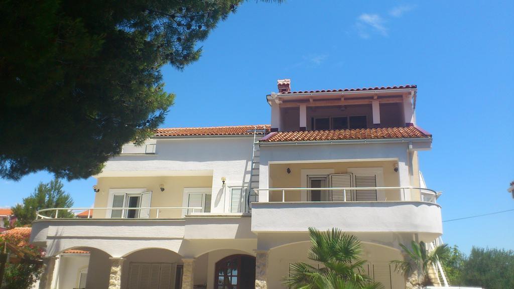 Apartments Little Castle Водице Экстерьер фото